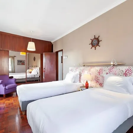 Modern & Bright 2-bedroom W/balcony In * 리스본